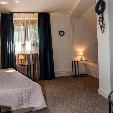 Villa Rosa Boutique Hotel Boedapest Buitenkant foto